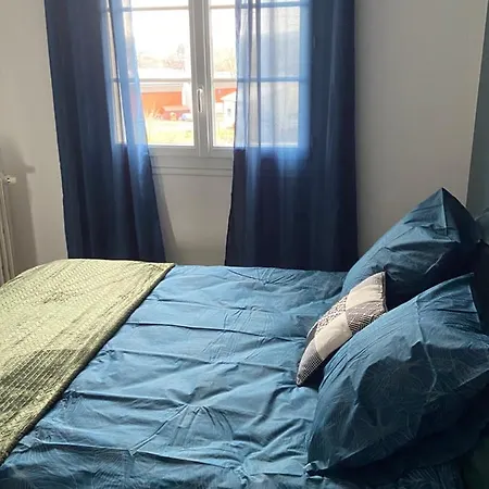 Apartment Au Bonheur Des Damiettes Montlucon